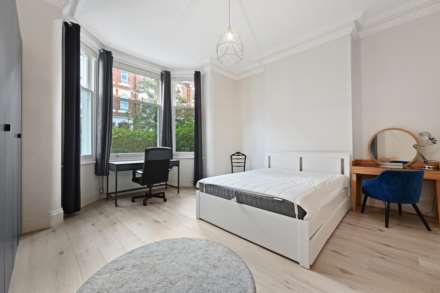 Ormiston Grove, London, W12 0JR, Image 8