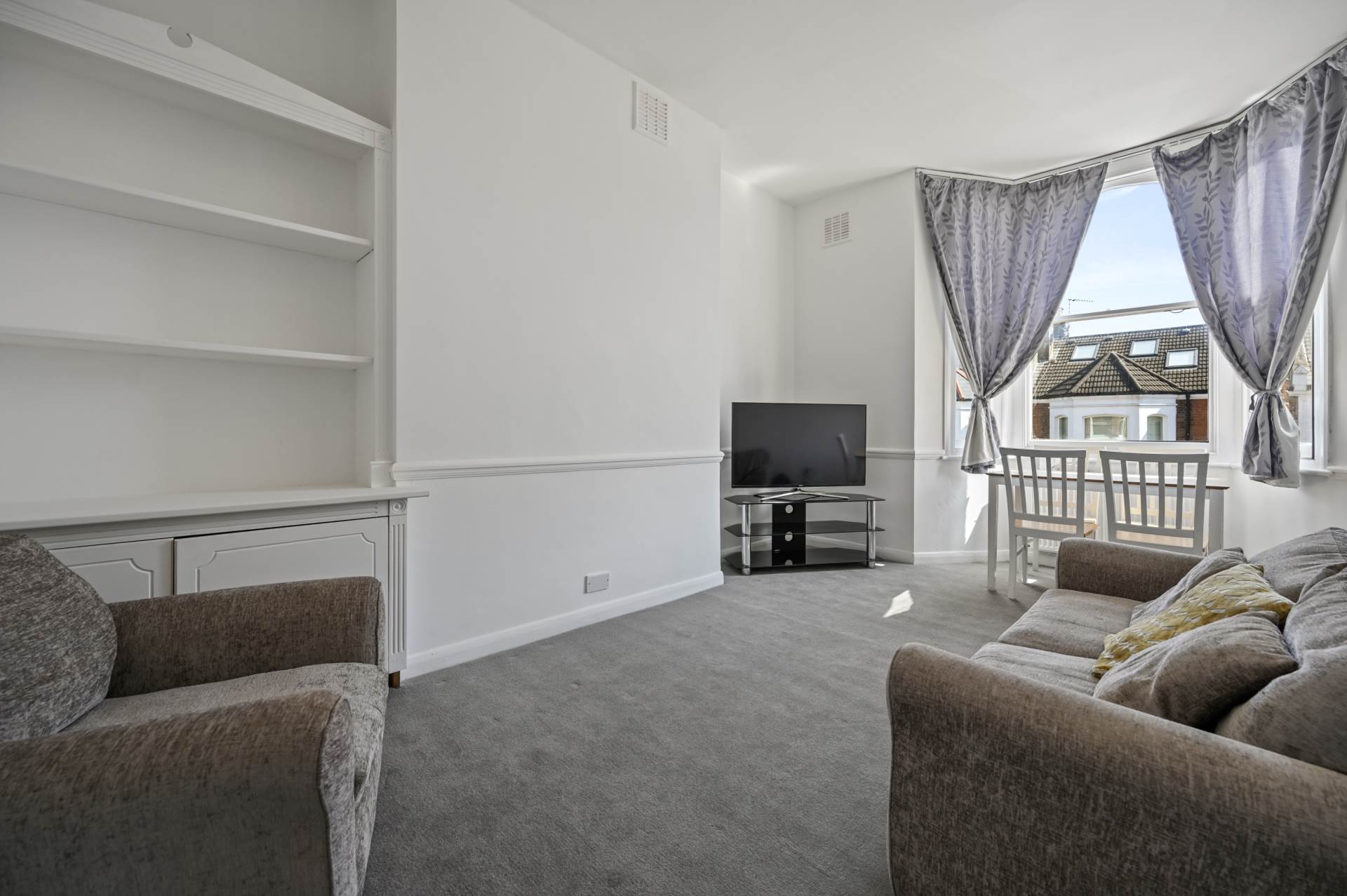 Ormiston Grove, Shepherds Bush, London W12 0JT, Image 2