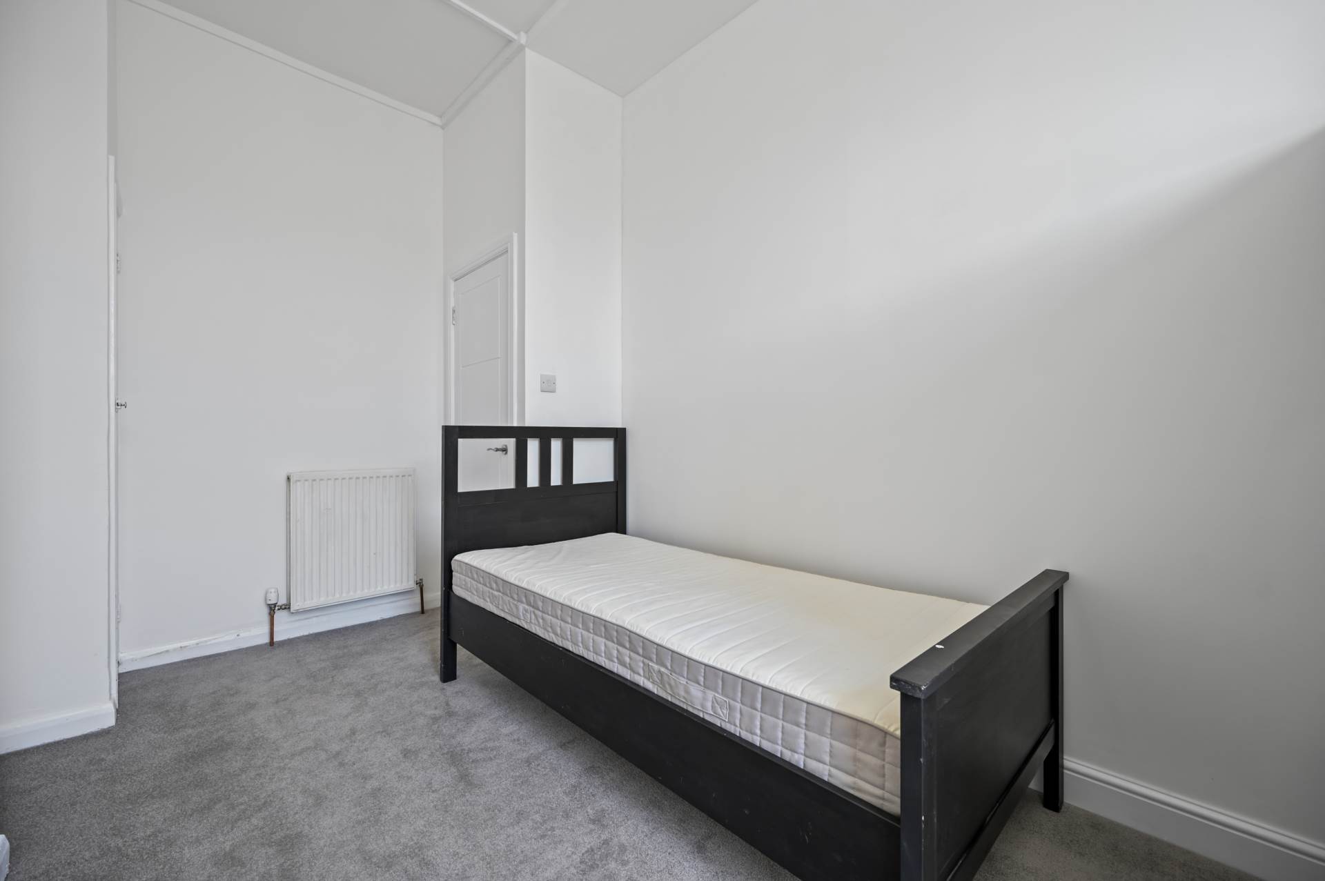 Ormiston Grove, Shepherds Bush, London W12 0JT, Image 4