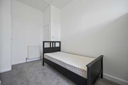 Ormiston Grove, Shepherds Bush, London W12 0JT, Image 4