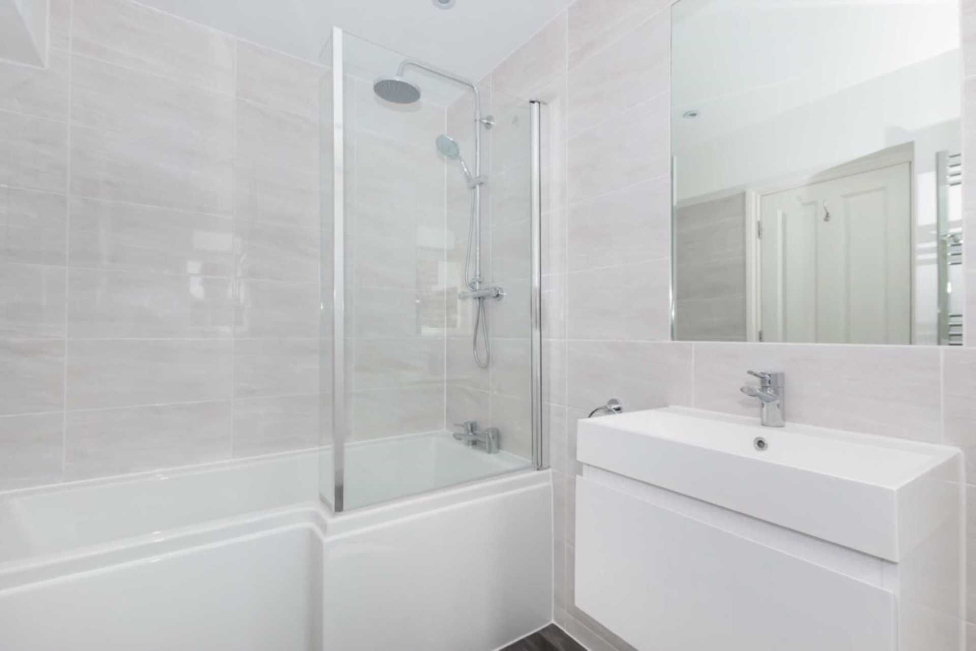 Tunis Road, London W12 7EY, Image 6