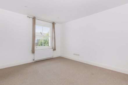 Tunis Road, London W12 7EY, Image 2