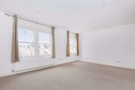 Tunis Road, London W12 7EY, Image 3