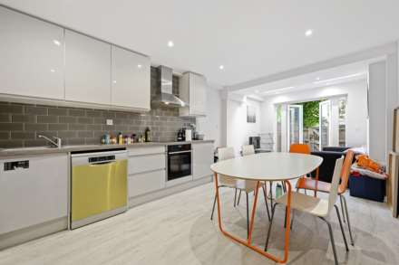 4 Bedroom House, Adeney Close, Hammersmith, London W6 8ET