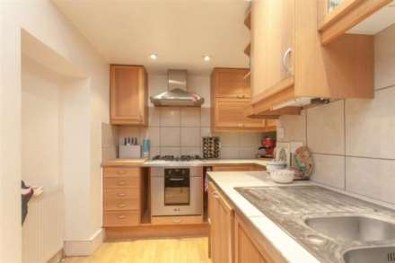 St Stephens Avenue, London, W12 8JH, Image 1