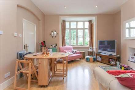 St Stephens Avenue, London, W12 8JH, Image 2