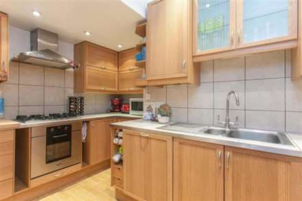 St Stephens Avenue, London, W12 8JH, Image 3