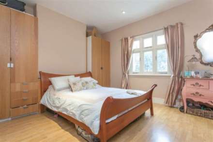 St Stephens Avenue, London, W12 8JH, Image 5
