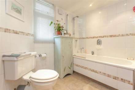 St Stephens Avenue, London, W12 8JH, Image 6