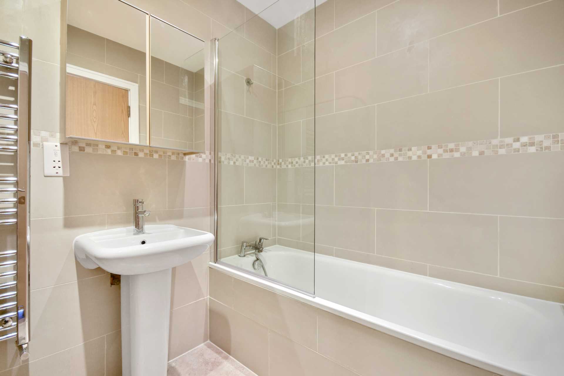 Fortess Road, Kentish Town, London NW5 1AG, Image 10