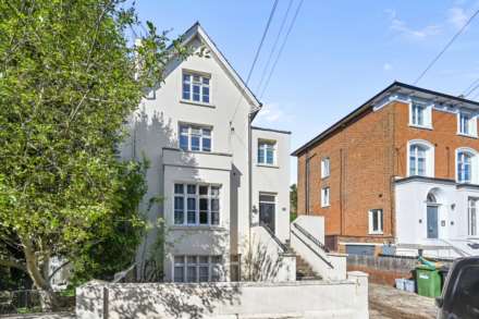St Stephens Avenue, Shepherds Bush, W12 8JH, Image 12