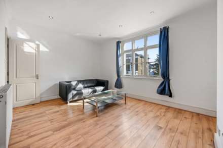 St Stephens Avenue, Shepherds Bush, W12 8JH, Image 4