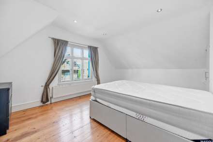 St Stephens Avenue, Shepherds Bush, W12 8JH, Image 9
