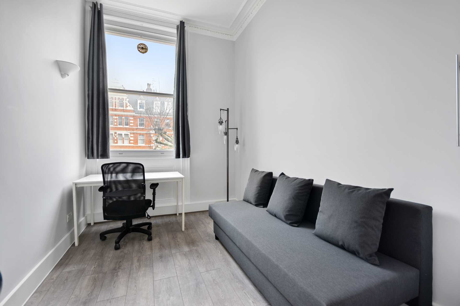 Queens Gate, South Kensington, SW7 5HR, Image 3