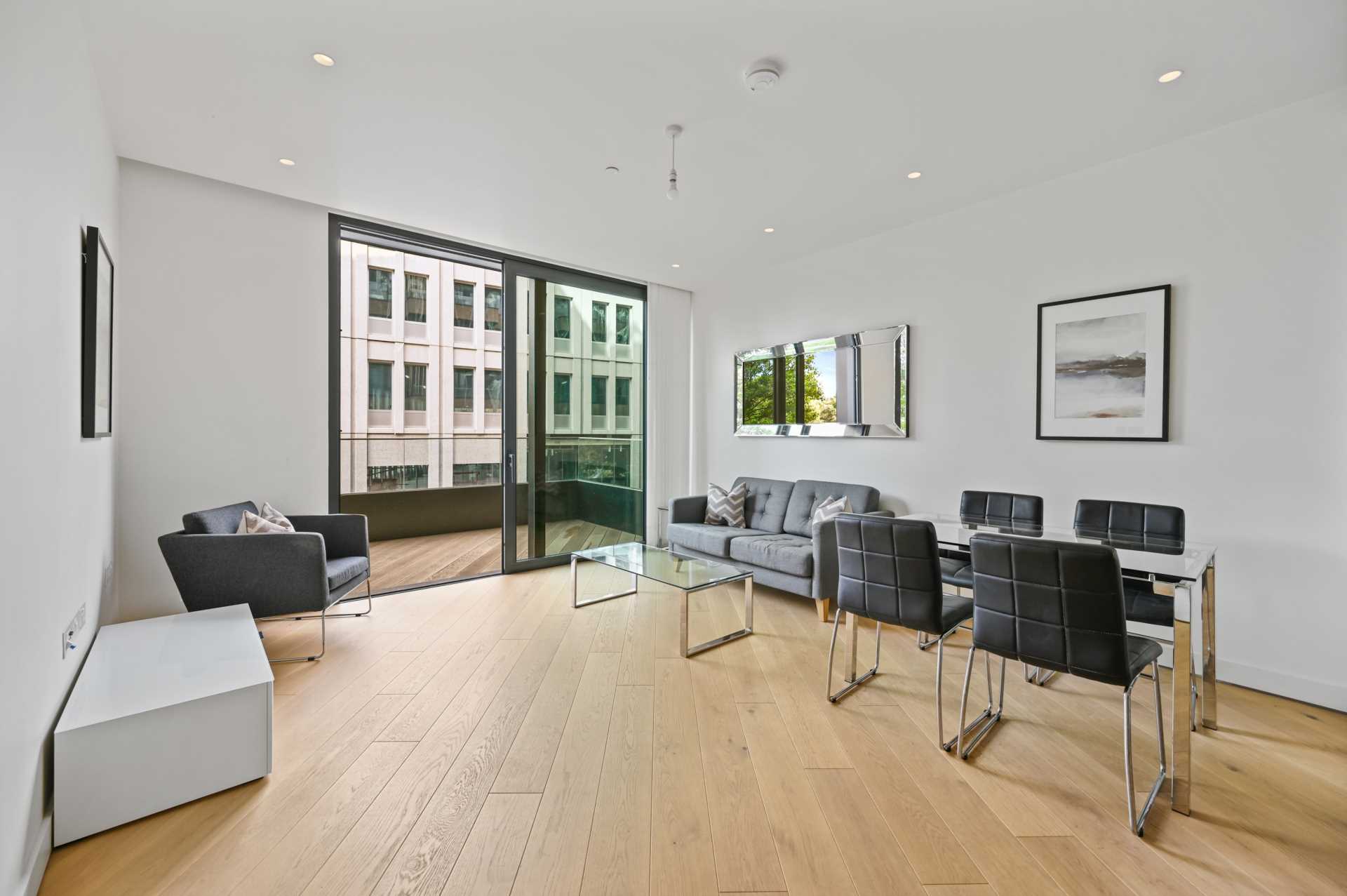 Wood Crescent, White City, London W12 7GN, Image 3