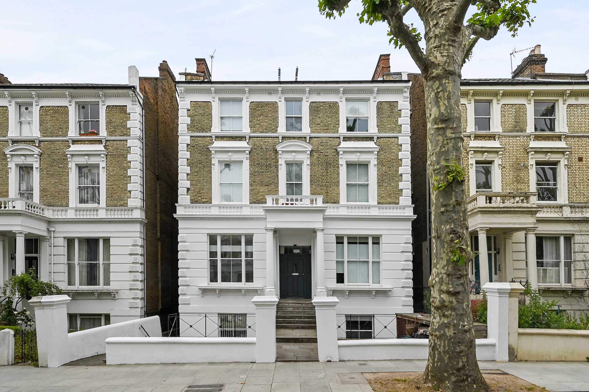 Bassett Road, Ladbroke Grove, London W10 6JL, Image 1