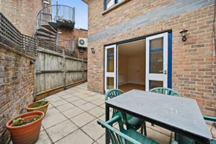 Sterne Street, Shepherds Bush, London W12 8AD, Image 3
