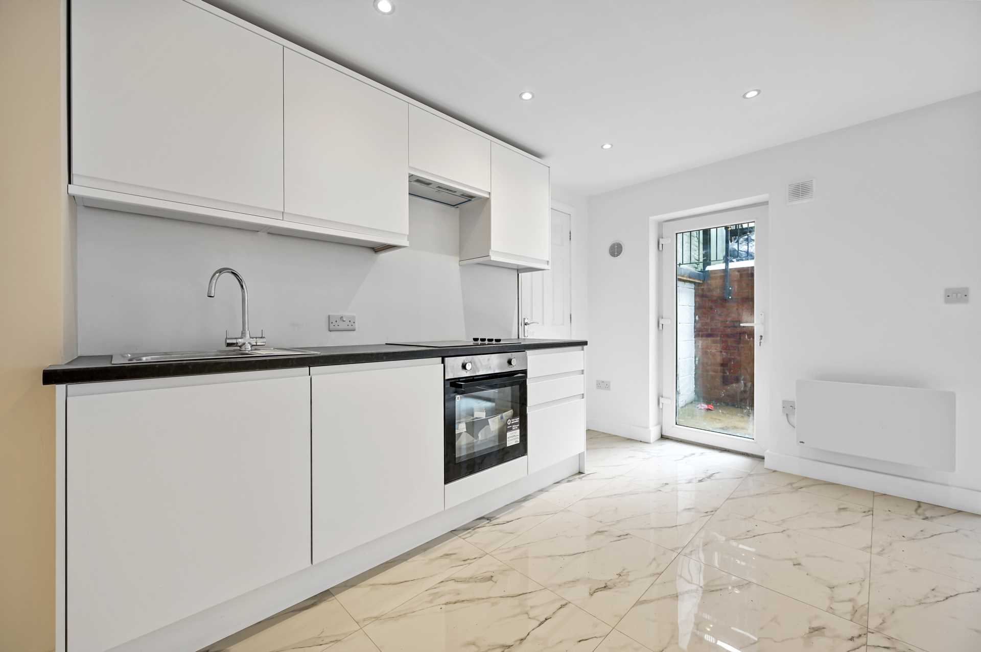 Uxbridge Road, Shepherds Bush, LONDON, W12 9RA, Image 1