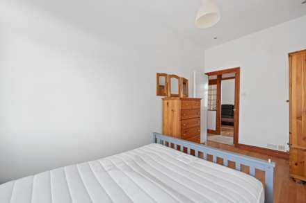 Uxbridge Road, Shepherds Bush LONDON, W12 8NR, Image 5