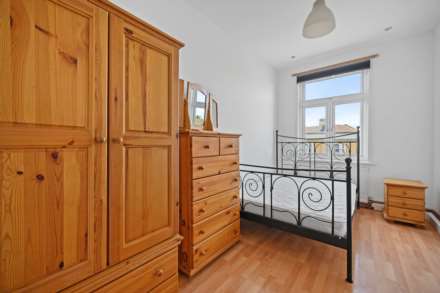 Uxbridge Road, Shepherds Bush LONDON, W12 8NR, Image 6