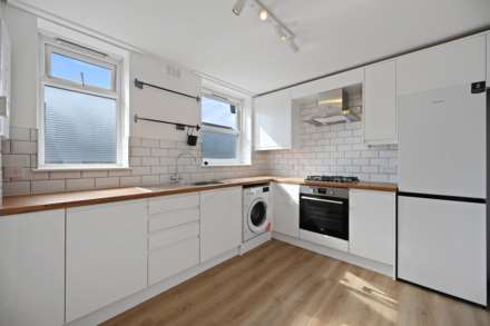 Fulham Court, Fulham, SW6 5QB, Image 1