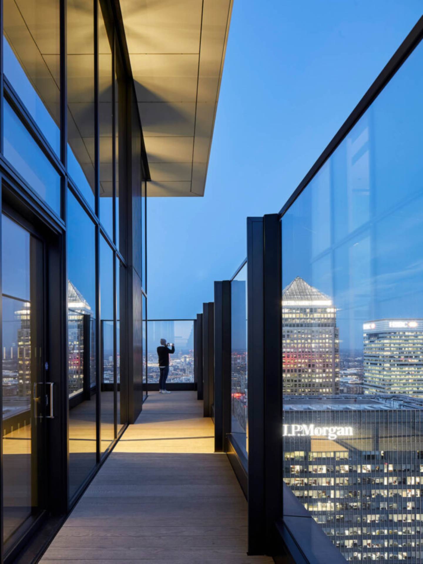 Wardian London, Marsh Wall, London, E14 9TP, Image 1