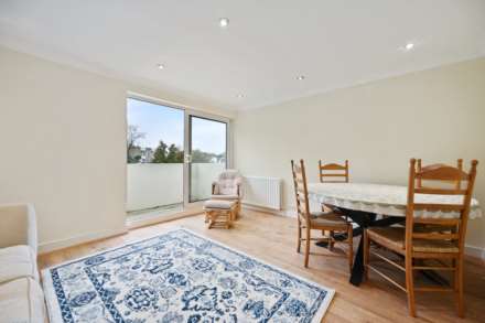 Bloomsbury Close, Ealing Common, London W5 3SF, Image 2