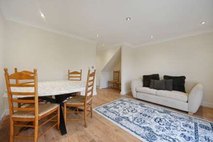 Bloomsbury Close, Ealing Common, London W5 3SF, Image 3