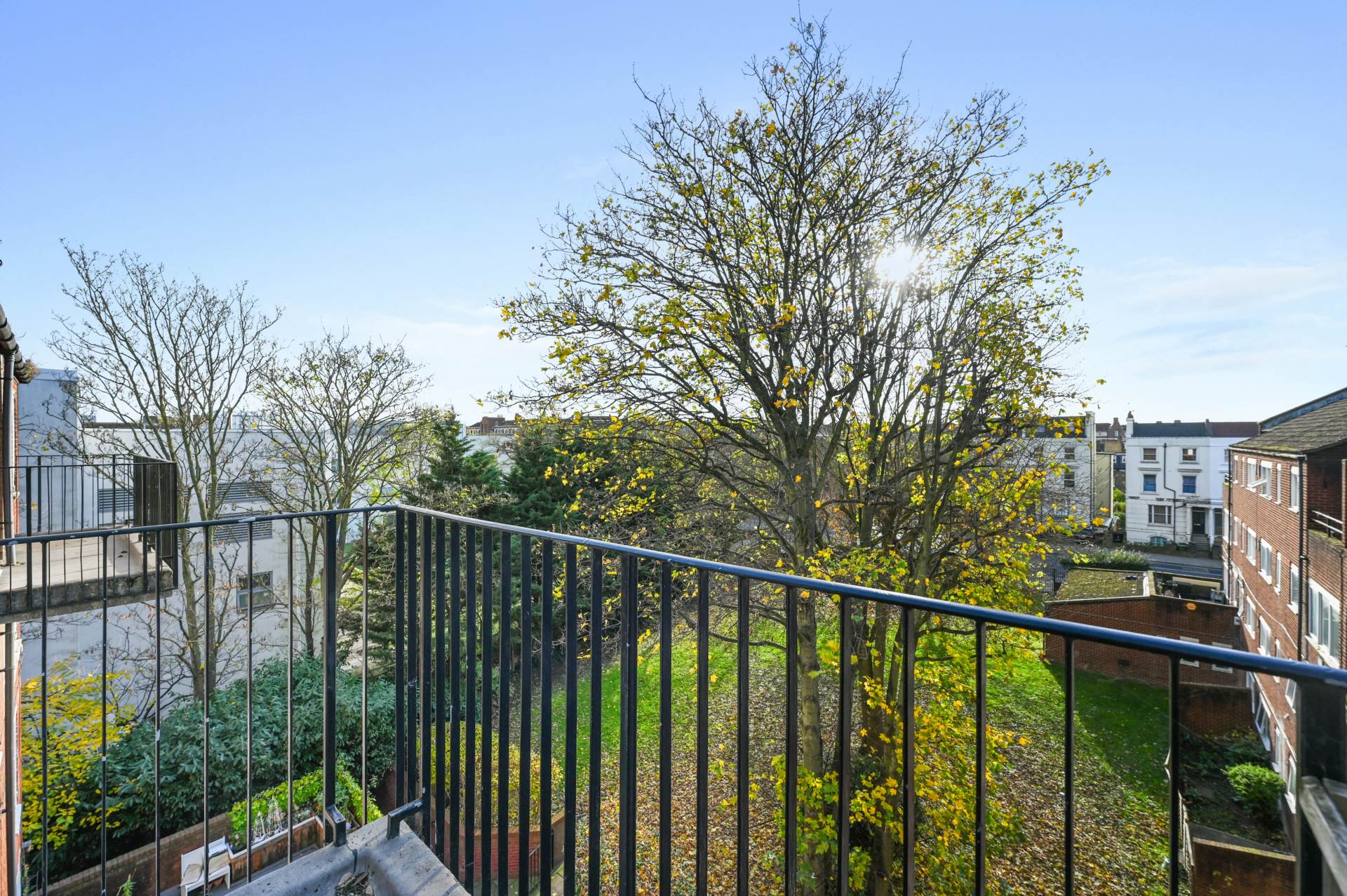 Ollgar Close, Shepherds Bush, W12 0NF, Image 3