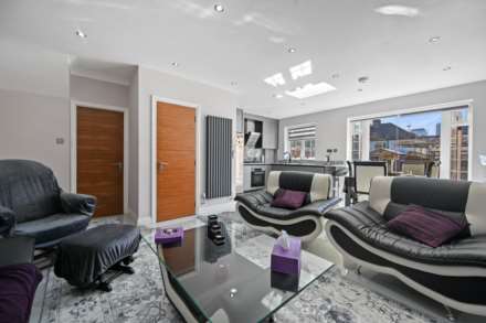 Court Way, Acton, London W3 0PY, Image 4