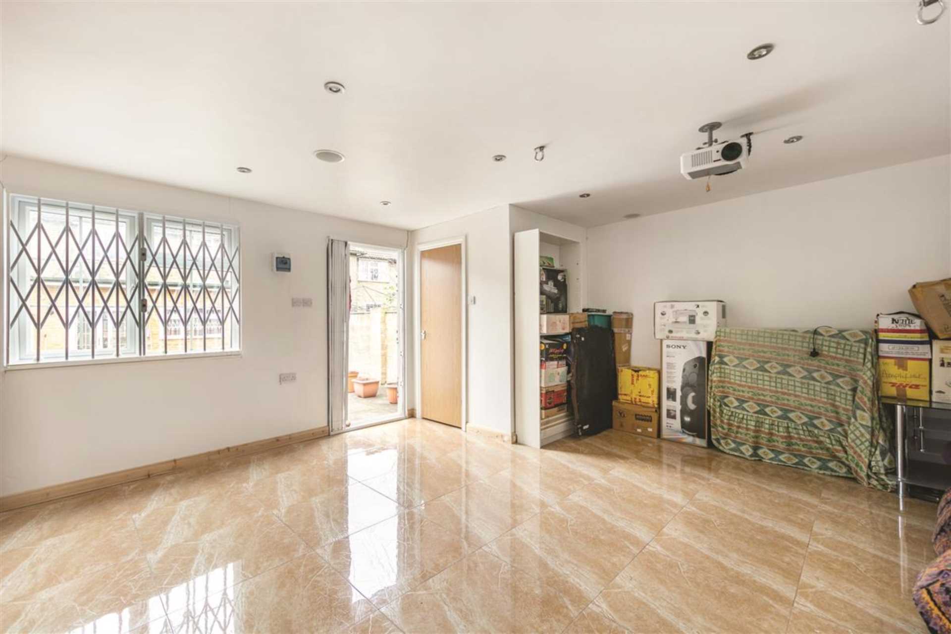 Westway, Shepherds Bush, London W12 7AP, Image 18