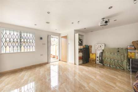 Westway, Shepherds Bush, London W12 7AP, Image 18