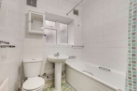 Shepherds Bush Road, Hammersmith W6 7PJ, Image 11