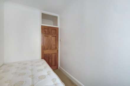 Shepherds Bush Road, Hammersmith W6 7PJ, Image 9