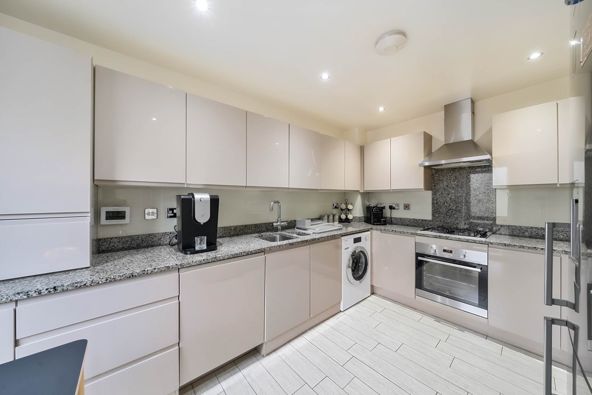 Churchill Road, Hillingdon, UB10 0FL, Image 14
