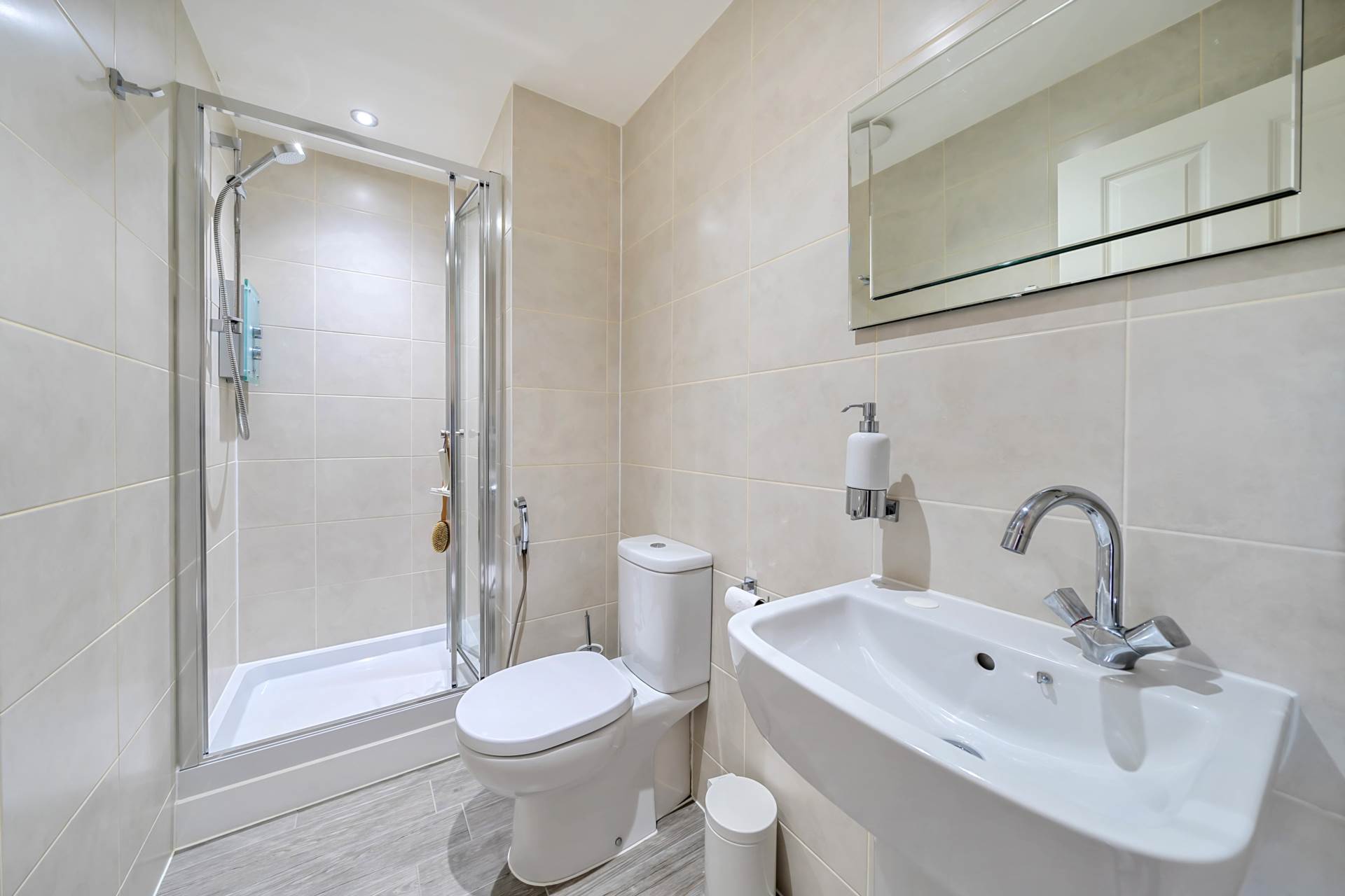 Churchill Road, Hillingdon, UB10 0FL, Image 8