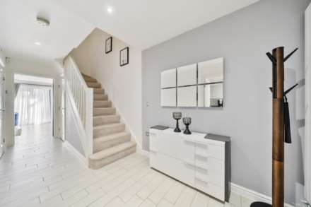 Churchill Road, Hillingdon, UB10 0FL, Image 3