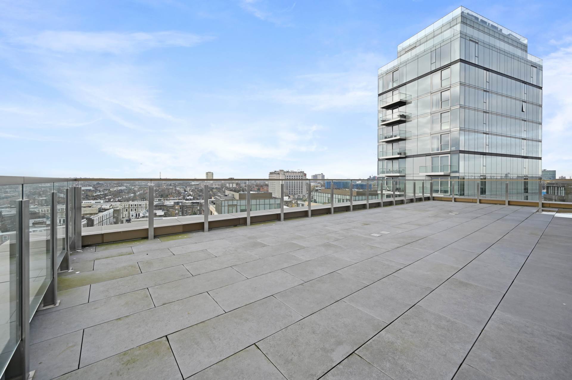 Lillie Square, Fulham, LONDON, SW6 1GA, Image 2