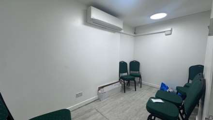 Goldhawk Road, Shepherd's Bush, London W12 8HA, Image 10