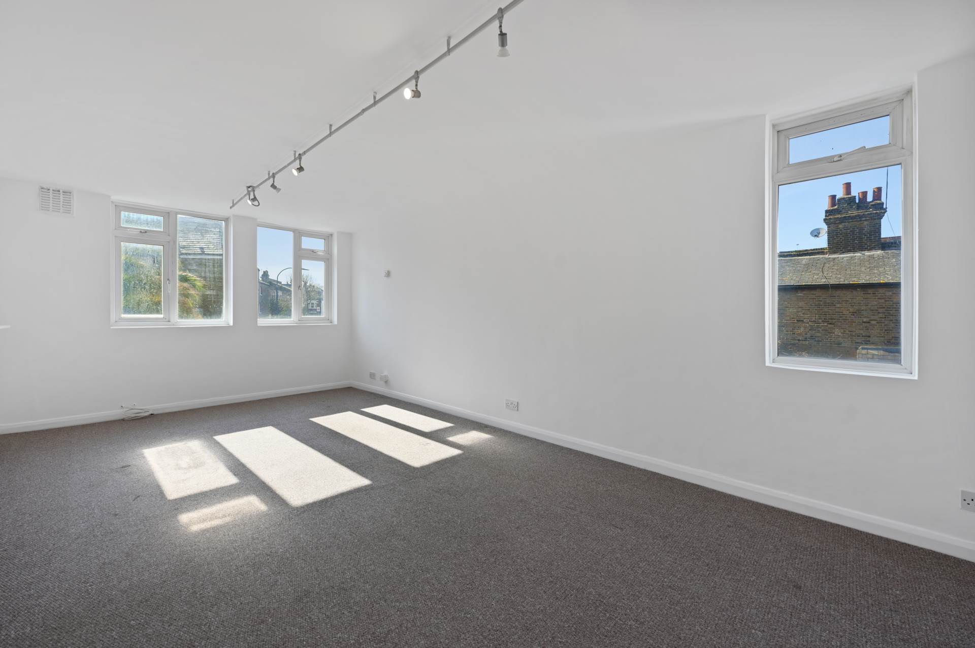 Bagleys Lane, Fulham, London SW6 2AR, Image 1