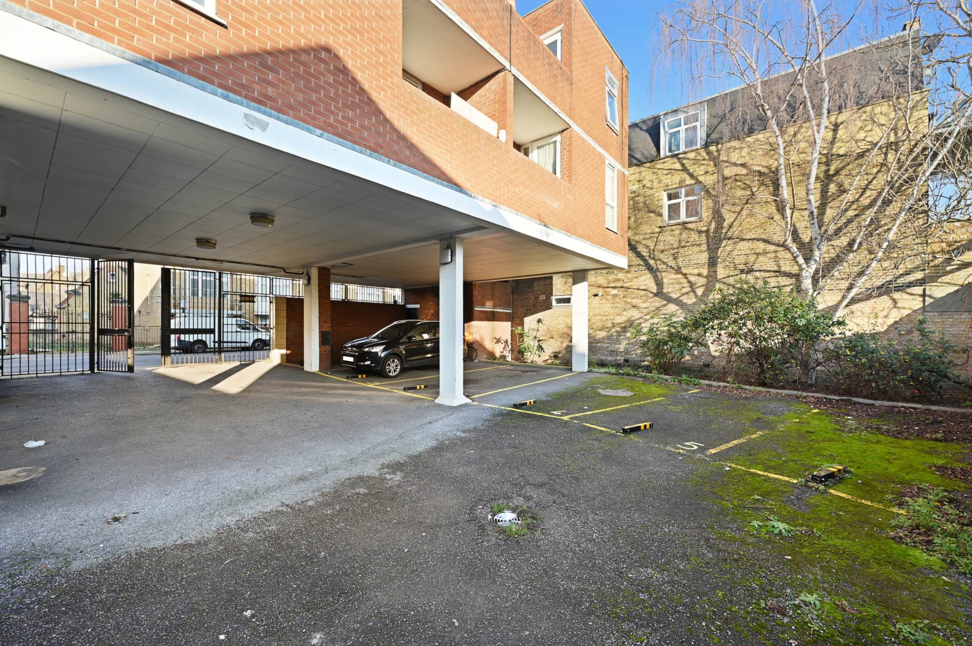 Shepherds Bush, London W12 9AN, Image 10