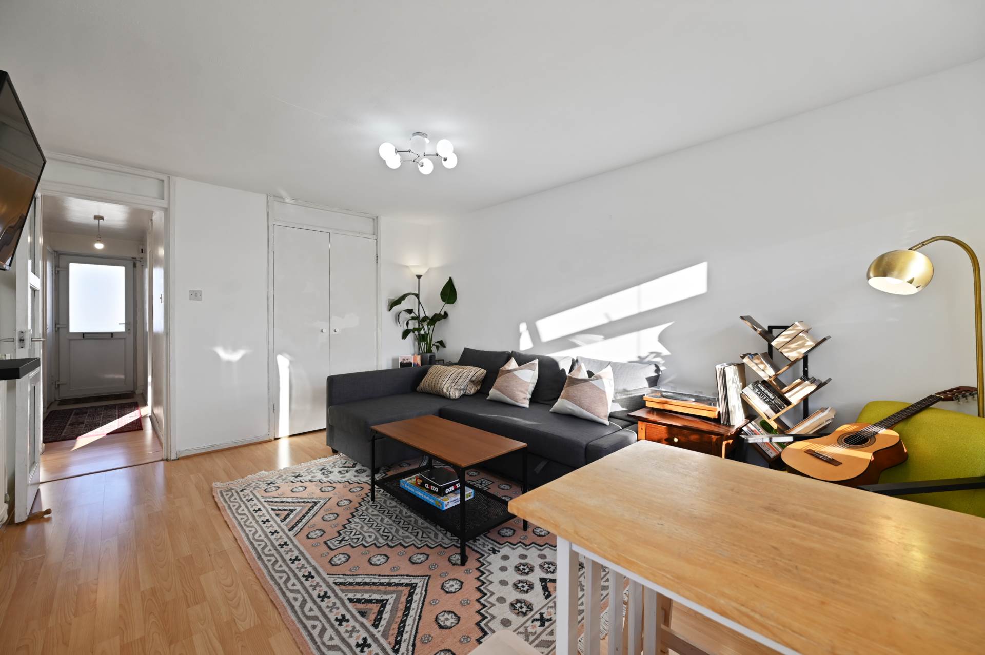 Shepherds Bush, London W12 9AN, Image 2