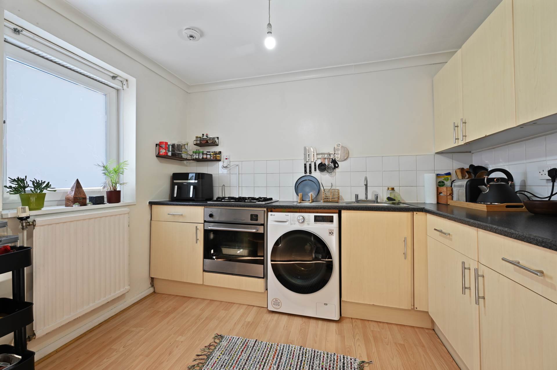 Shepherds Bush, London W12 9AN, Image 6