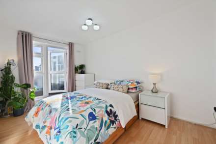 Shepherds Bush, London W12 9AN, Image 5