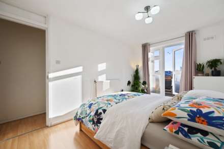 Shepherds Bush, London W12 9AN, Image 8