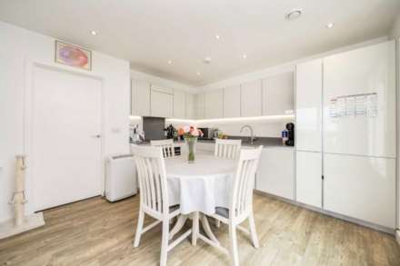 Ealing Road, Wembley, London HA0 1GH, Image 4
