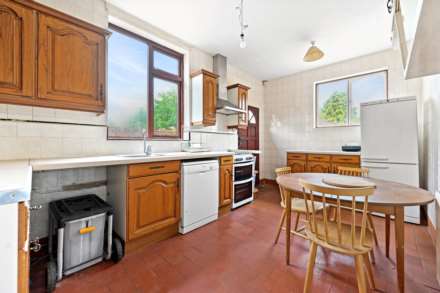 Cleveland Road, Ealing, London W13 0HF, Image 9