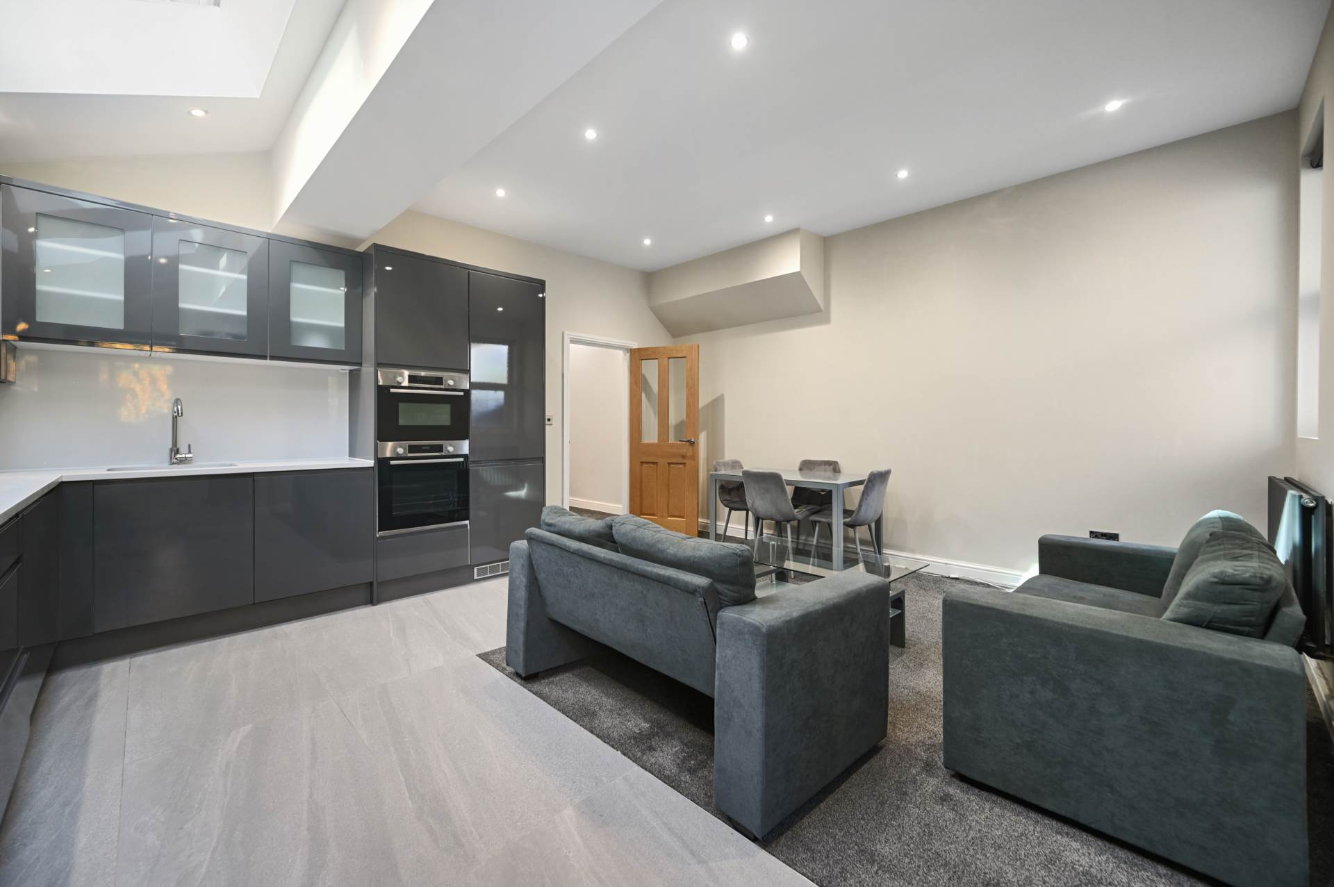 Eynham Road, North Kensington, London W12 0HB, Image 4