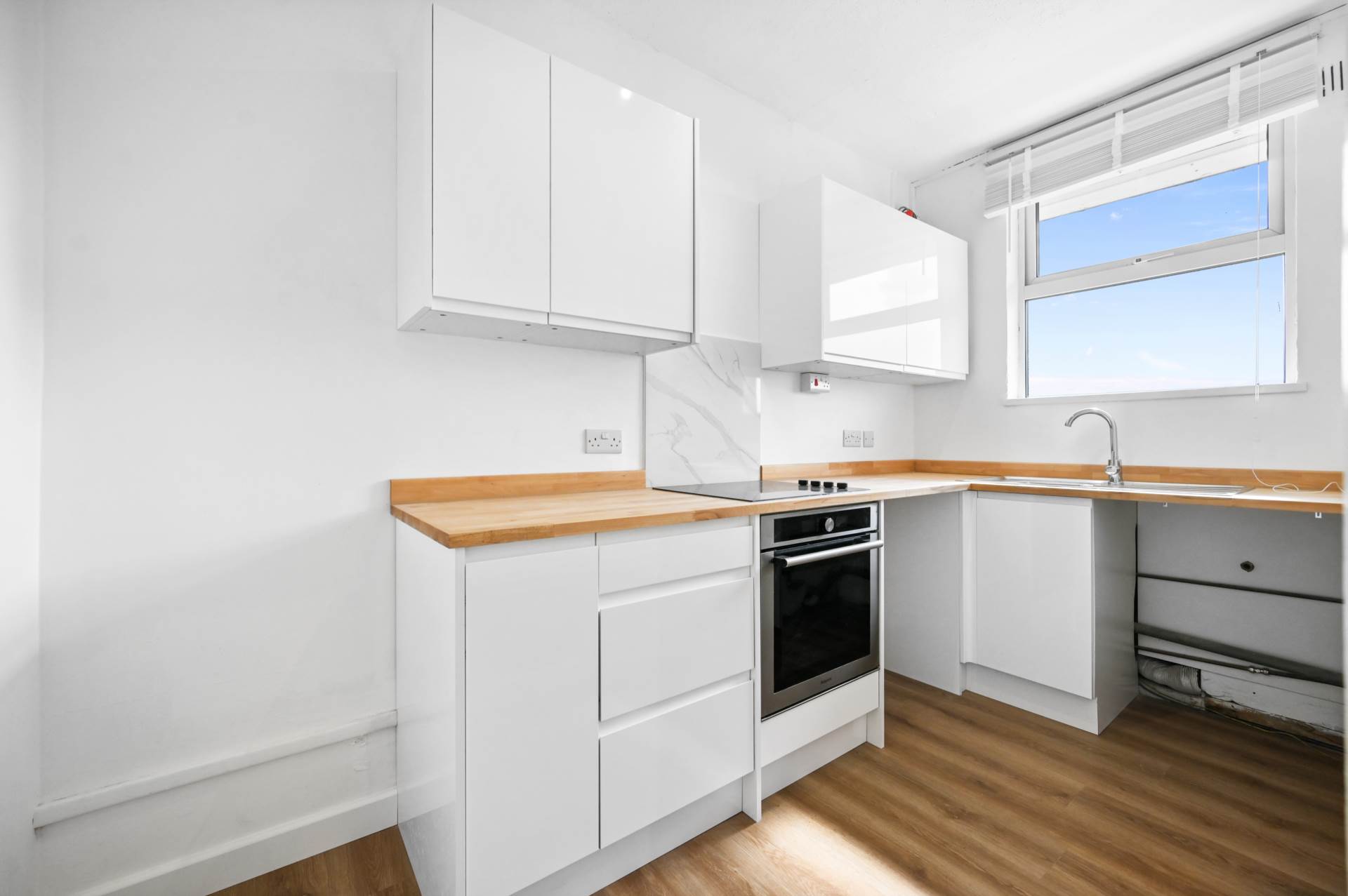 Melville Court, London, W12 9NY, Image 3