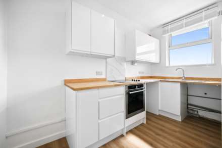 Melville Court, London, W12 9NY, Image 3